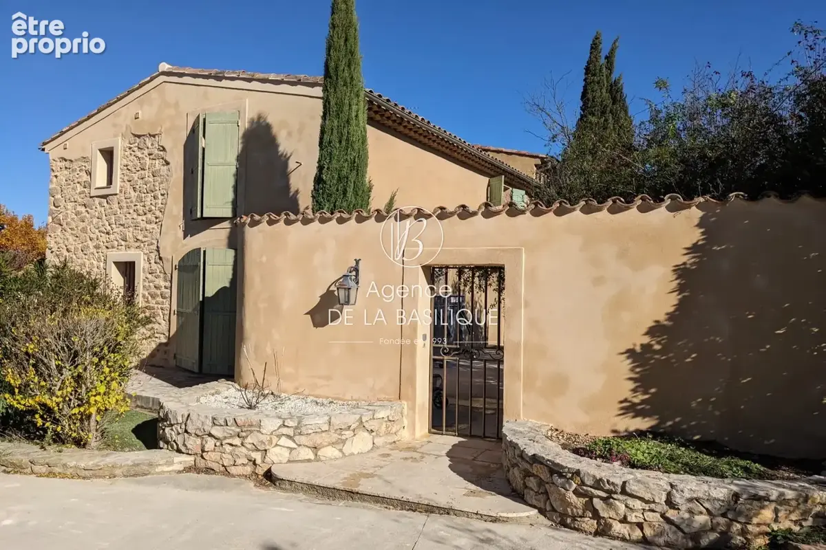 Maison à OLLIERES