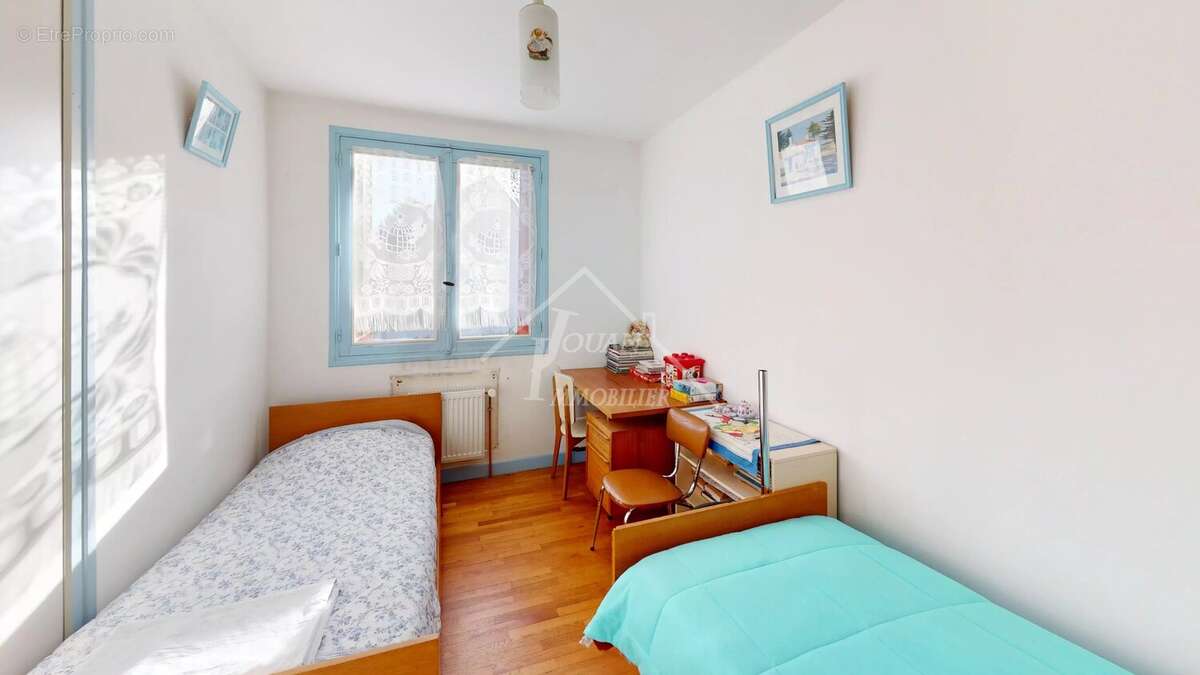 Maison à VARENNES-SUR-ALLIER