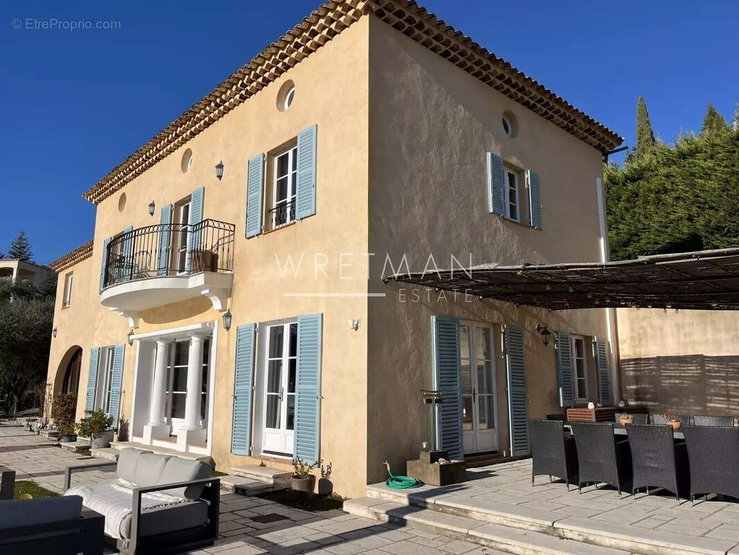 Maison à MONTAUROUX