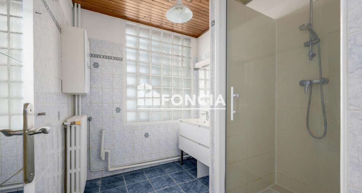 Appartement familial - centre-ville - photo 8