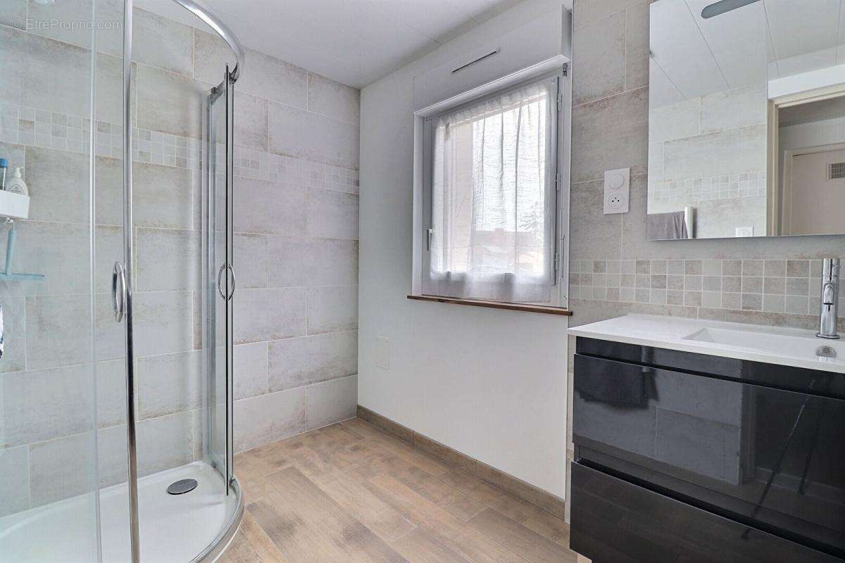 Maison à SOULAIRE-ET-BOURG