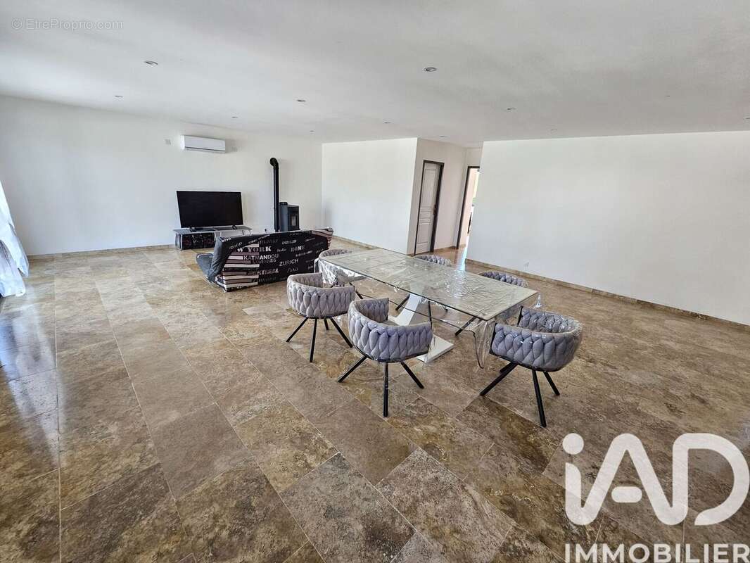 Maison 140 m² à Saussignac  - photo 6