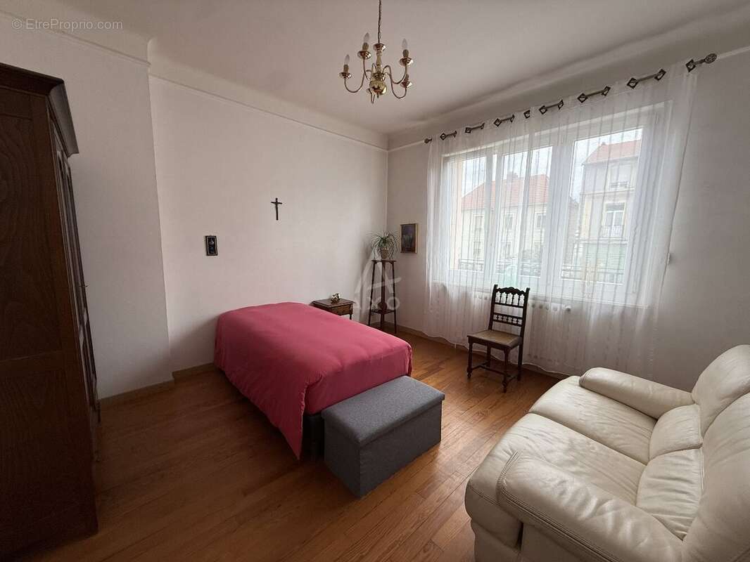 Exclusivité // moulins- les- metz // appartement // 110 m2 // 2 chambres // jardin // garage - photo 8