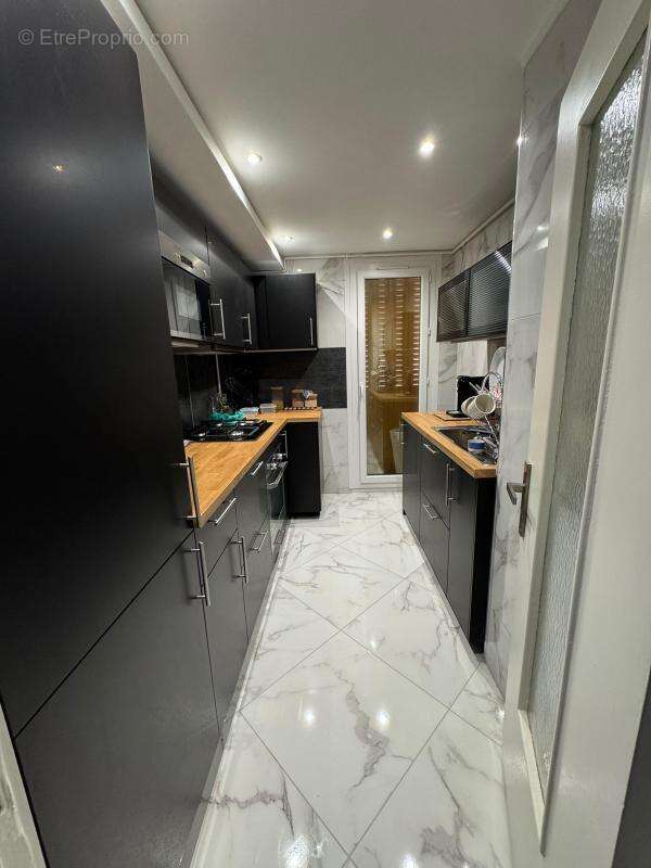 NICE - quartier l'Ariane, Appartement 3P 53 m² vendu LOUE - photo 2