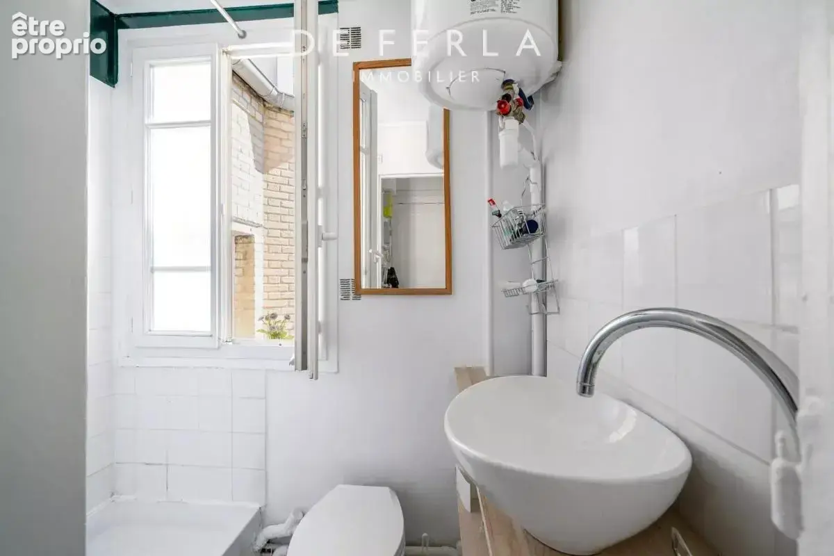 Studio au dernier étage avec vue dégagée - Paris XV - photo 5