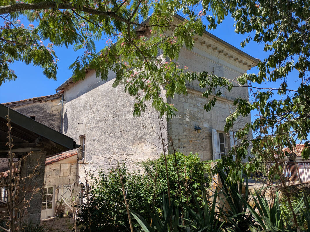 Maison à MAREUIL