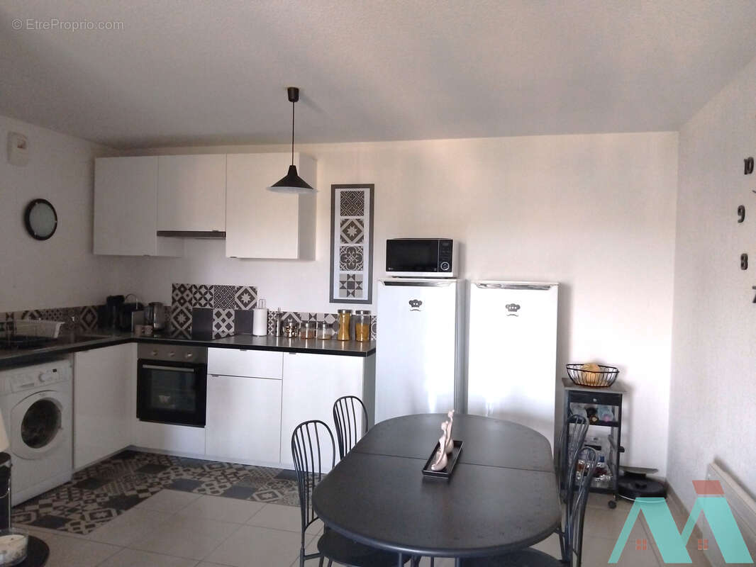 À VENDRE   Appartement T3 de 55 m2 avec terrasse, box et parking   Vidauban - photo 4