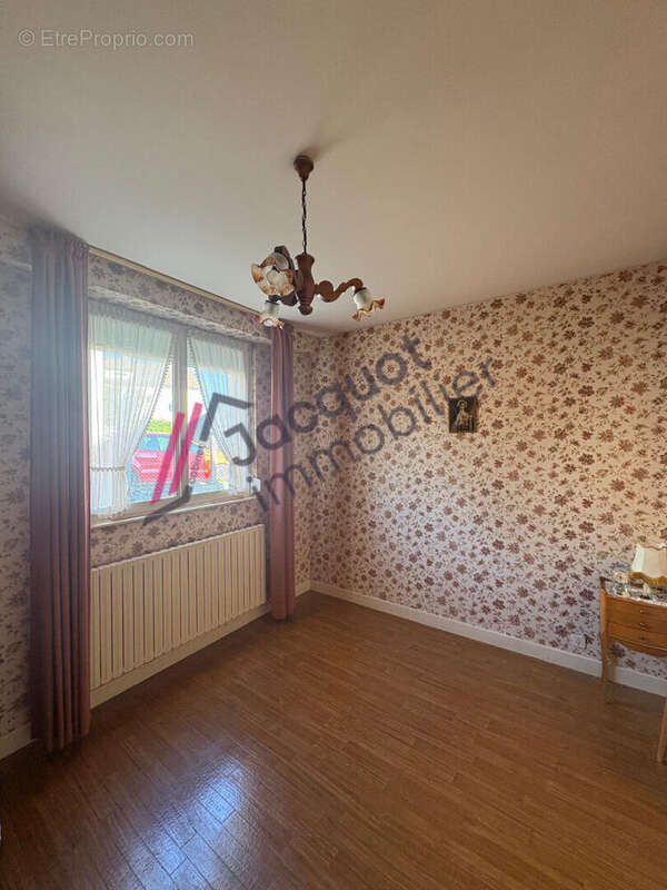 Maison à CHAMPAGNOLE