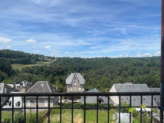 Appartement à TREIGNAC