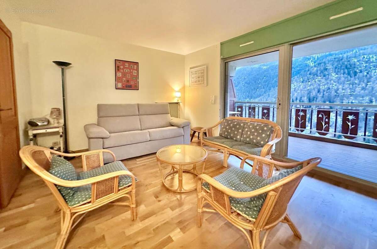 Appartement à SAINT-ETIENNE-DE-TINEE