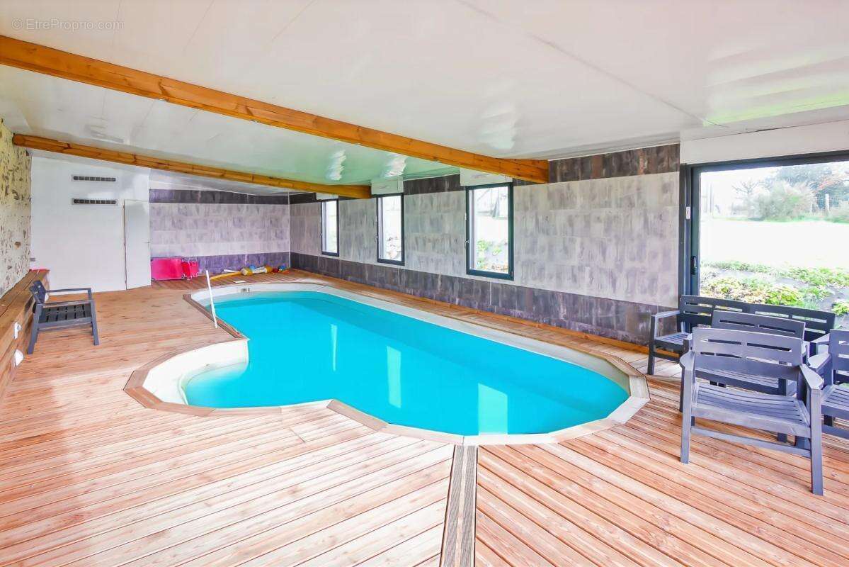 Maison à LE CHAMP-SAINT-PERE