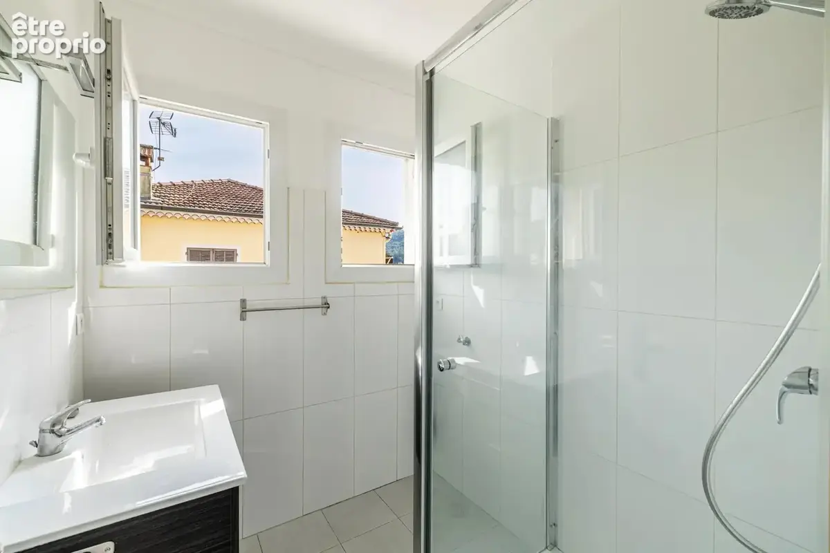 CONTES - 3 pièces 62m2 - doubles balcons - traversant Est Ouest - photo 6