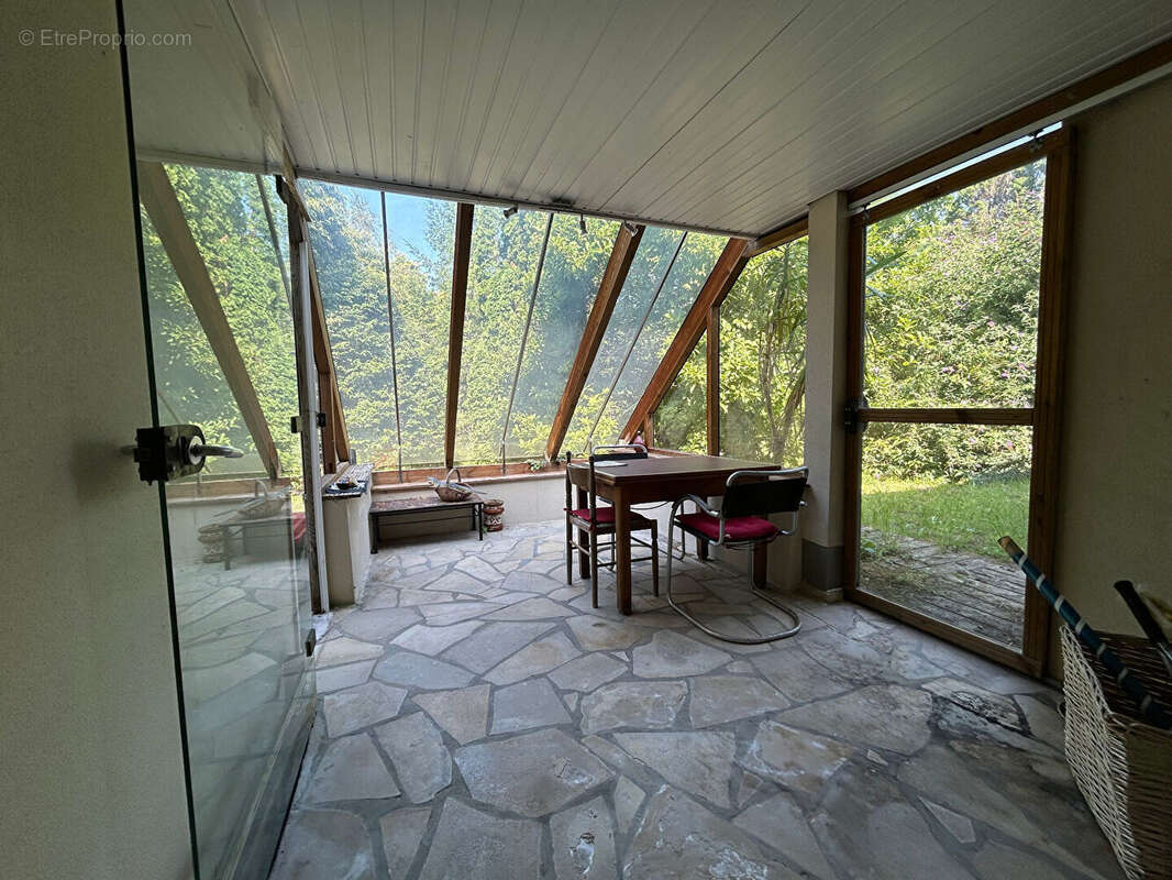 Maison à SAINT-EVARZEC