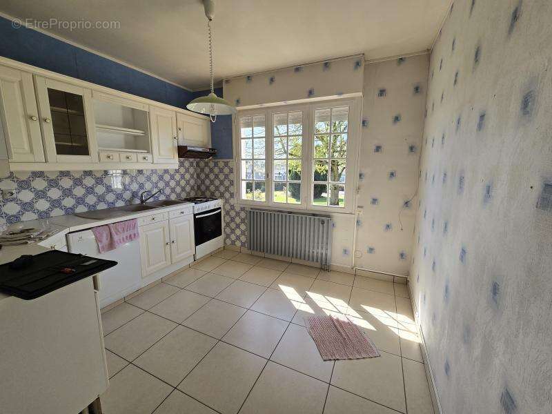 Maison à PERNES