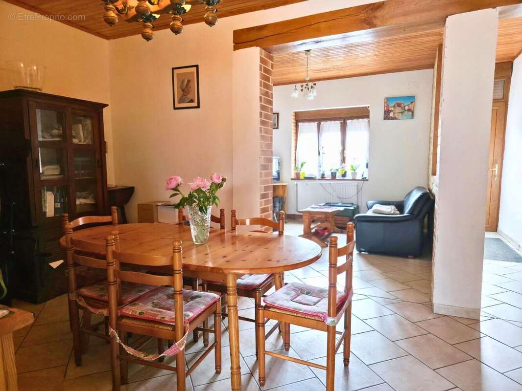 Maison à LE NOUVION-EN-THIERACHE