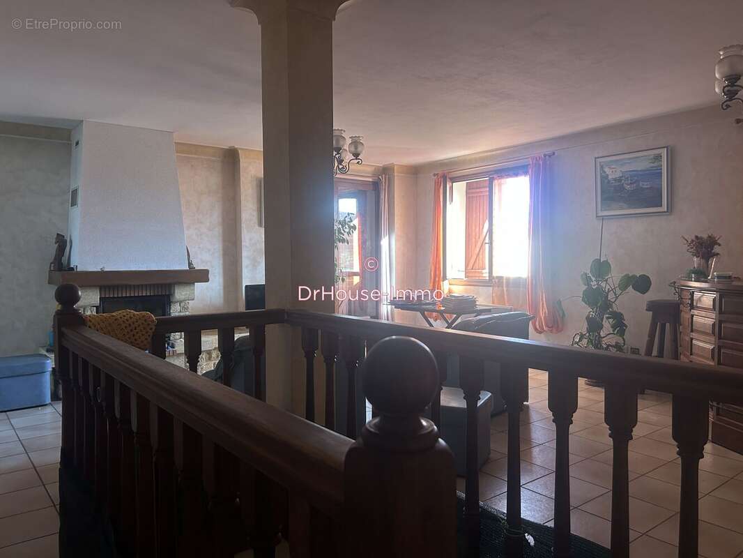 Maison à SAINT-CYPRIEN