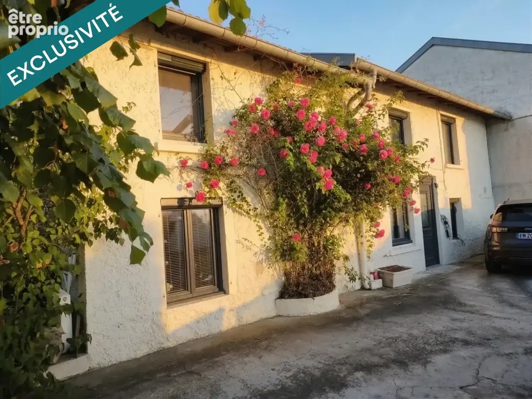 Photo 1 - Maison à CHARVIEU-CHAVAGNEUX