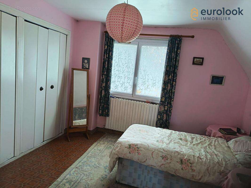 T4 96 m² sur sous-sol - photo 8