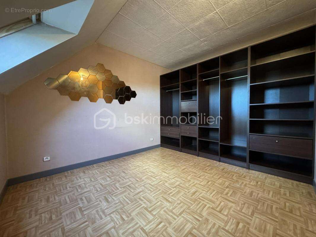 Maison à FERRIERES-EN-GATINAIS