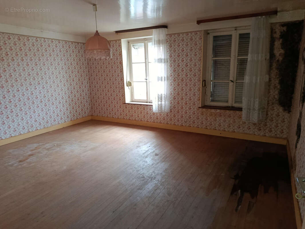 Maison à NEBING