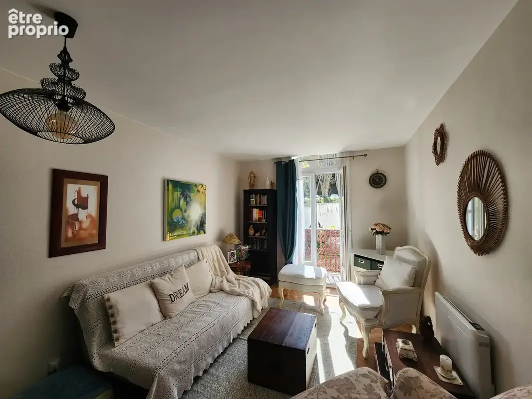 Appartement 1 chambre entierement renove a visiter rapidement!! - photo 10