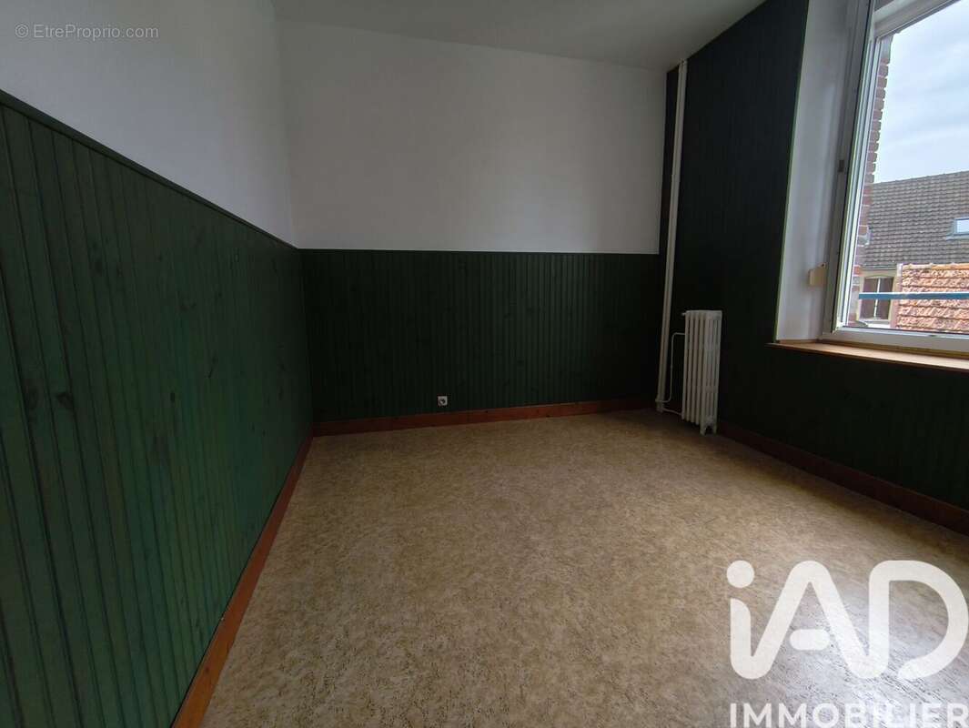 Photo 2 - Maison à ROMILLY-SUR-SEINE