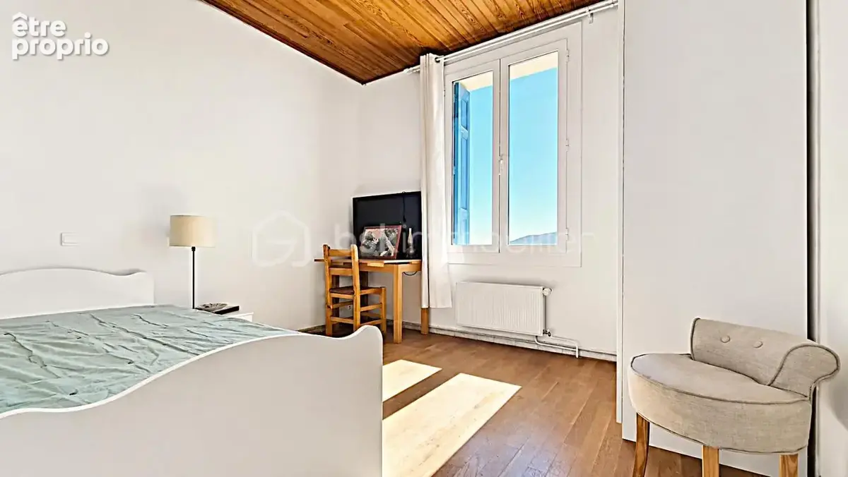 Maison 4 faces avec vue sur le Canigou – 1760 m² de terrain, piscine, garage, dépendance, panneaux solaires - photo 7