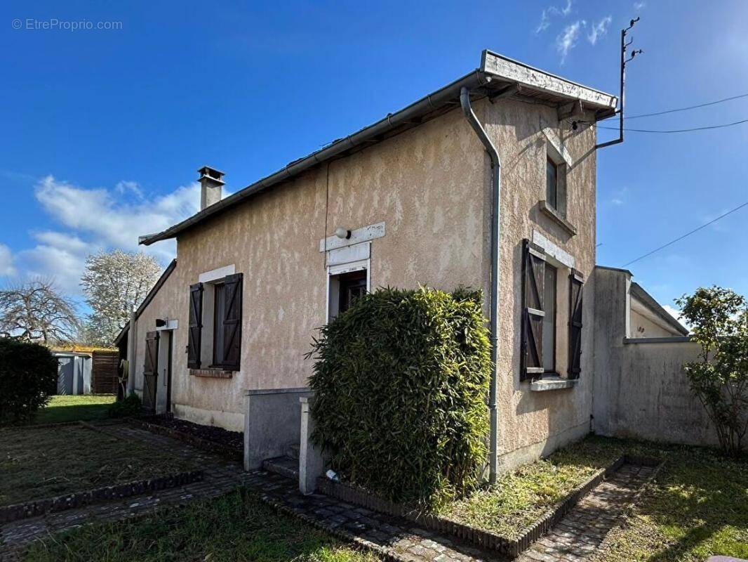 Maison à WARMERIVILLE