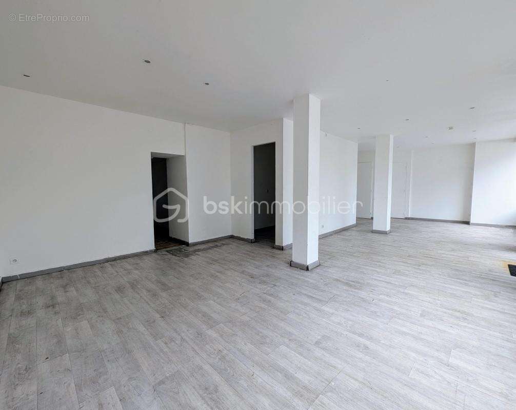 Commerce à PLUMERGAT