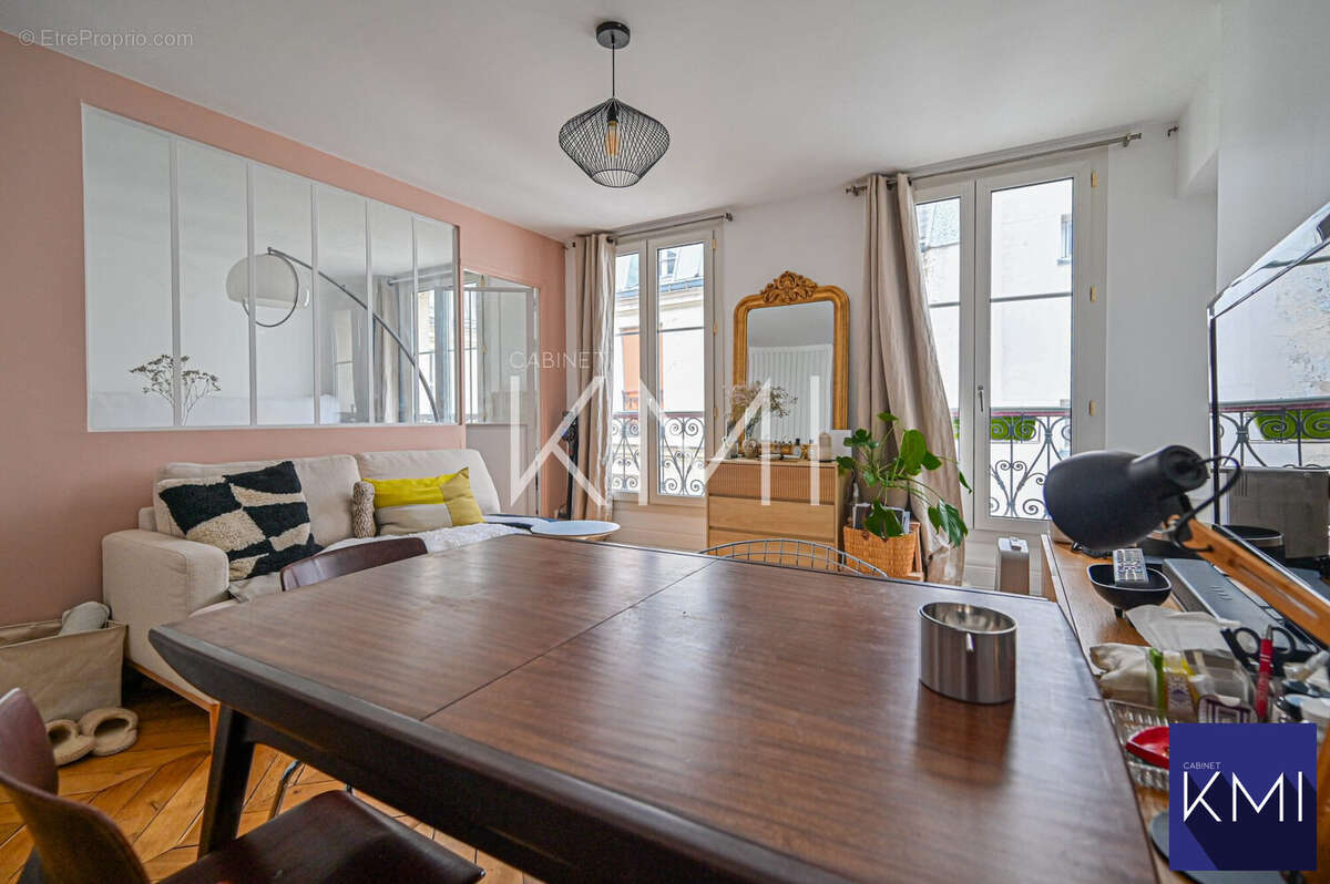 Appartement à PARIS-11E