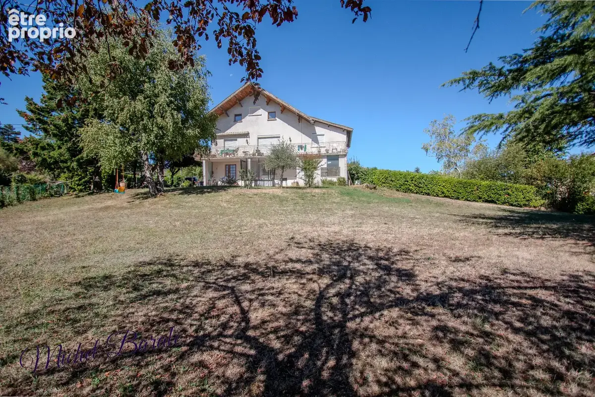 Dardilly – propriété familiale de 222 m² – 6 chambres – t2 indépendant – terrain de 1 647 m² – vue panoramique - photo 15