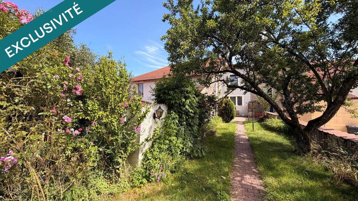 Photo 1 - Maison à BENNEY