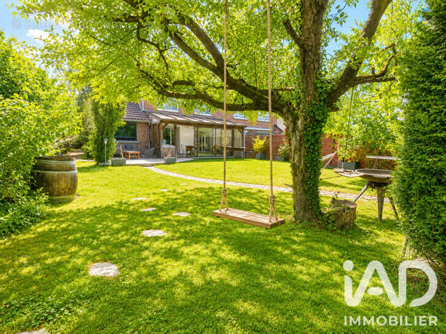 Maison 126 m² à Combs-La-Ville  - photo 4