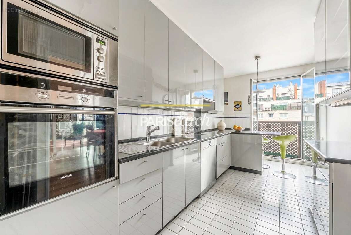 Appartement à PARIS-12E