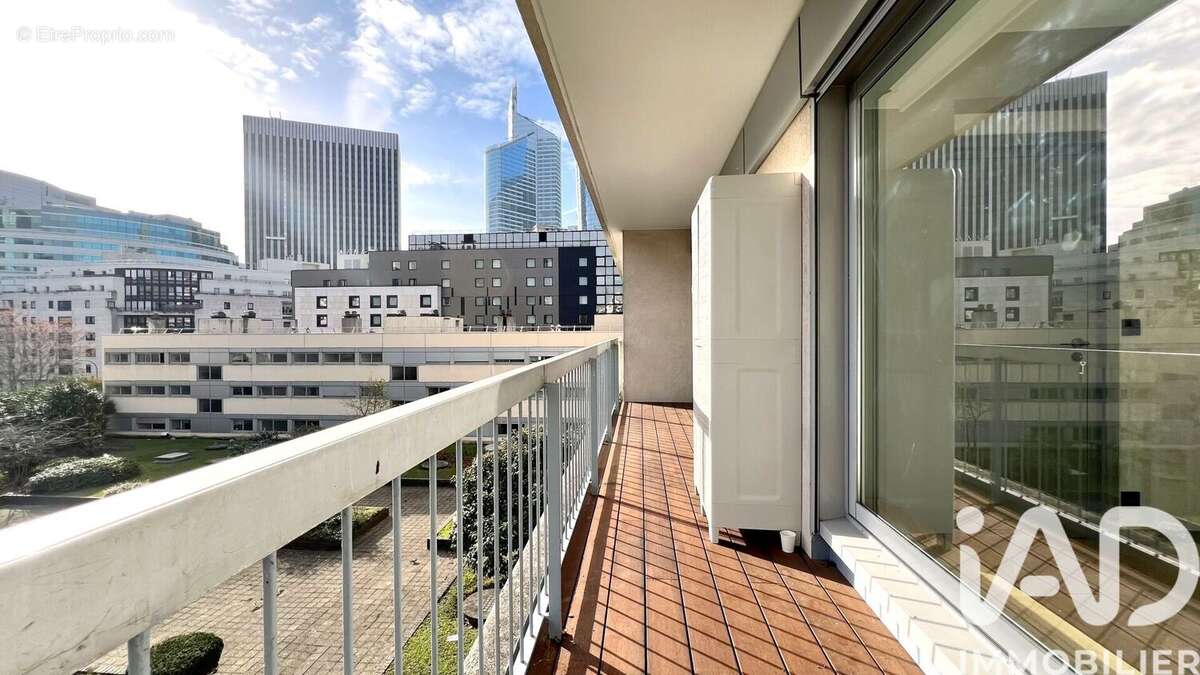 Photo 4 - Appartement à COURBEVOIE