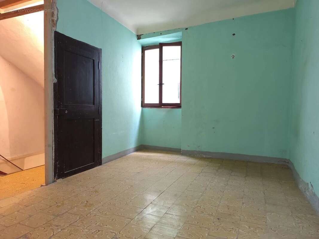 Appartement à PUGET-ROSTANG