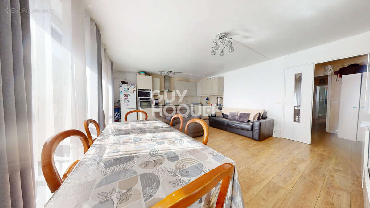Appartement à PARIS-20E