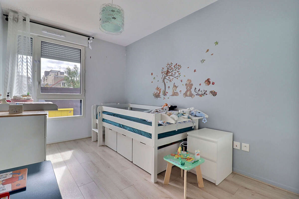 Appartement à COLOMBES