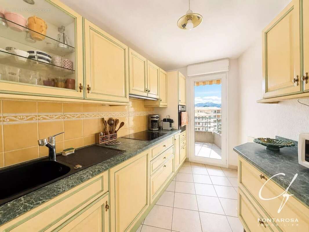 Appartement à SAINT-RAPHAEL