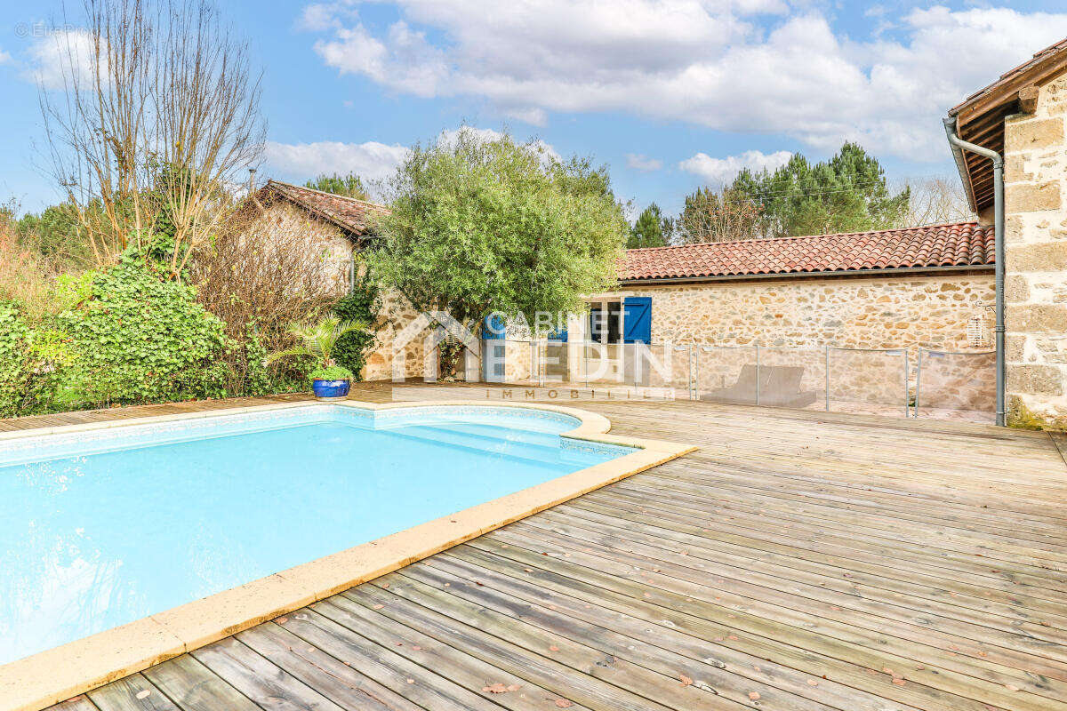 Maison à BERNOS-BEAULAC