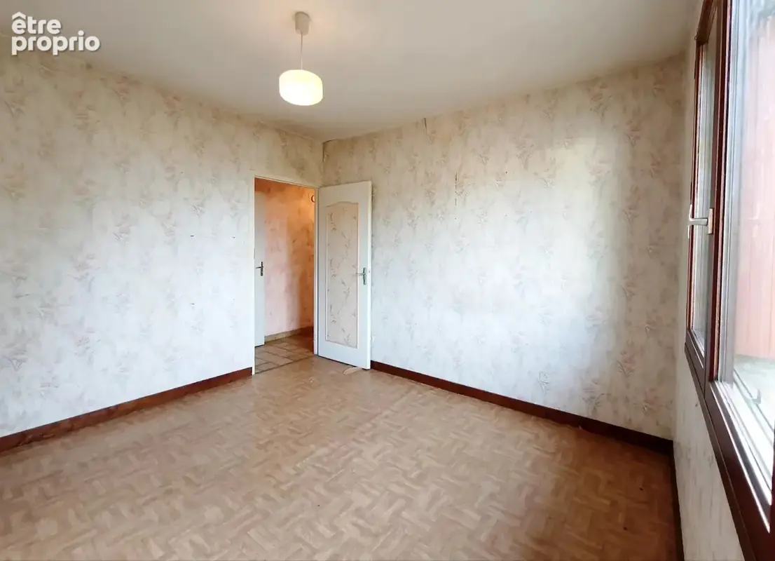 Pavillon de plain pied 2 chambres avec jardin - availles thouarsais - photo 13
