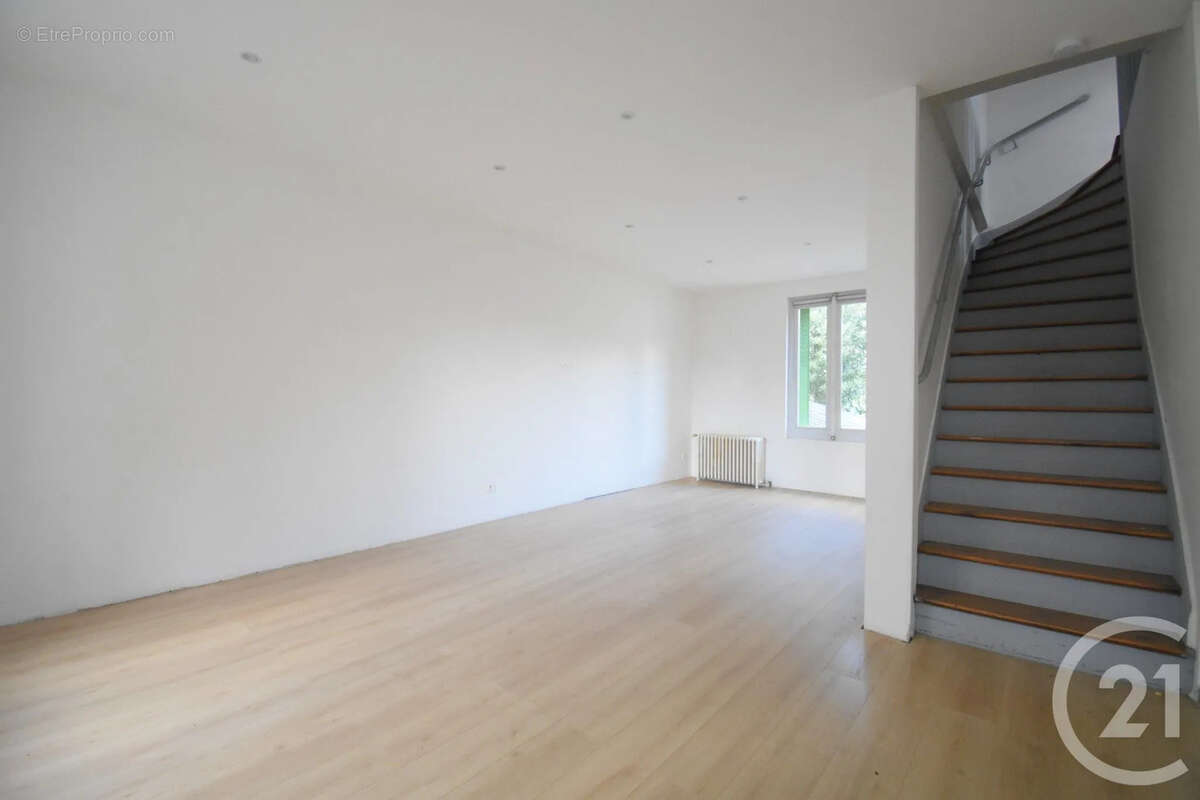 Maison à BELLERIVE-SUR-ALLIER