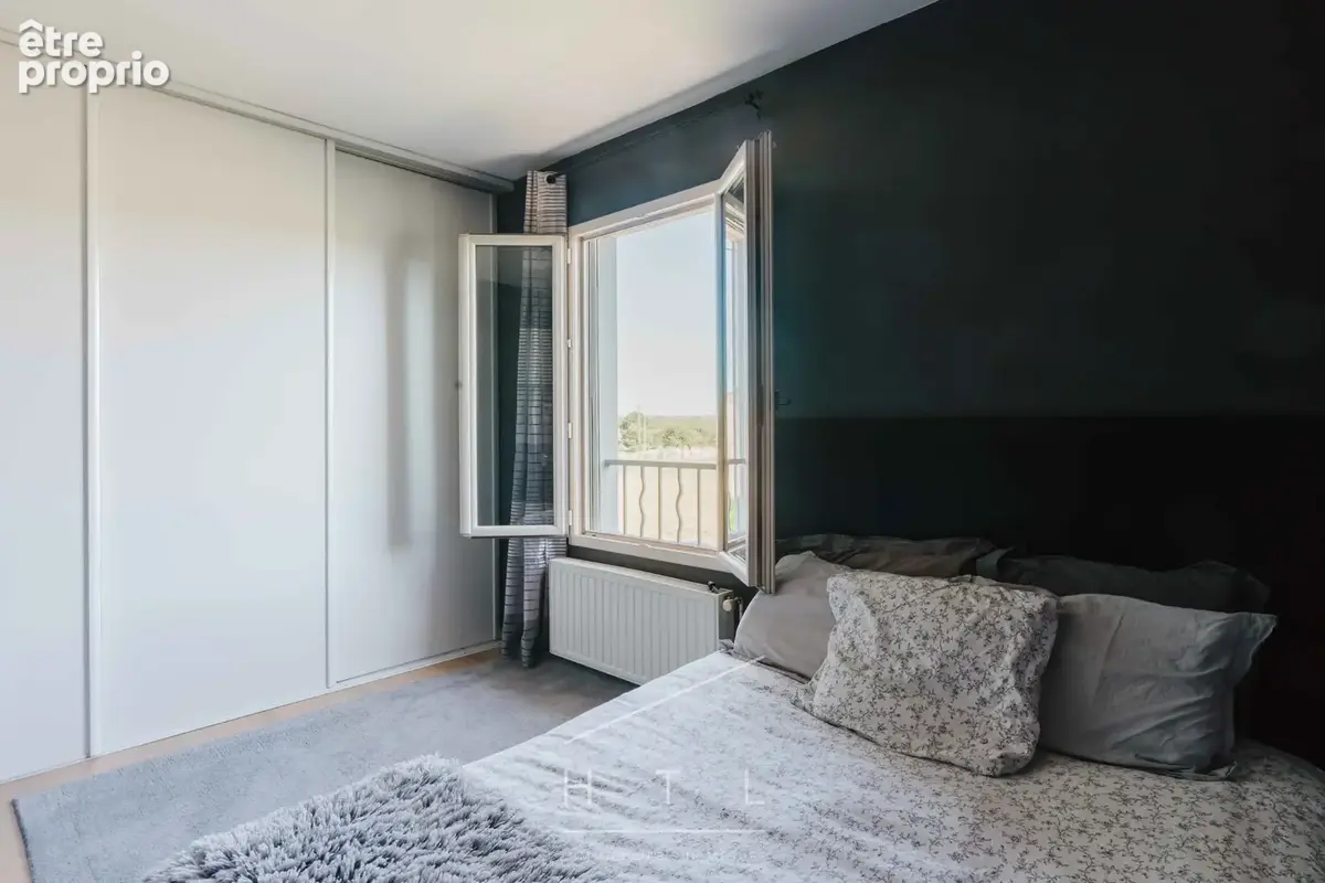 Maison familiale de 179 m2 avec piscine, jardin et double garage à Quincieux - photo 12
