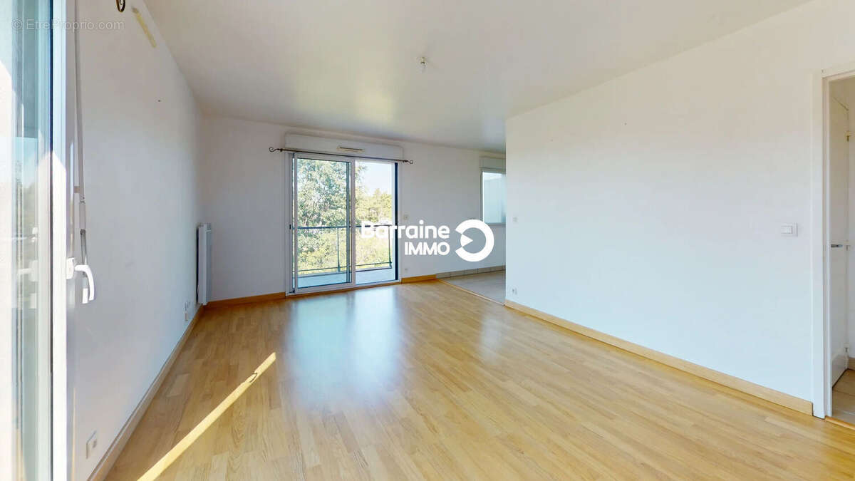 Appartement à QUIMPERLE