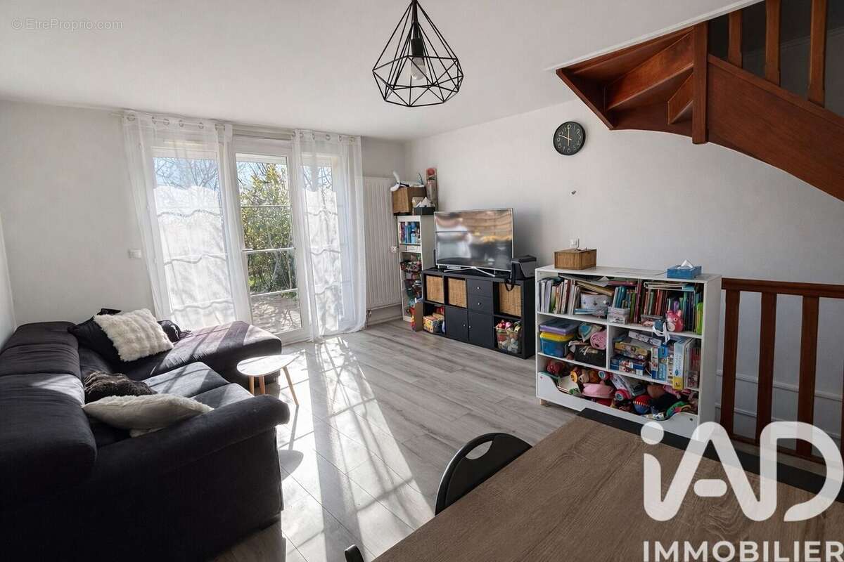 Maison 78 m² à Gagny  - photo 4
