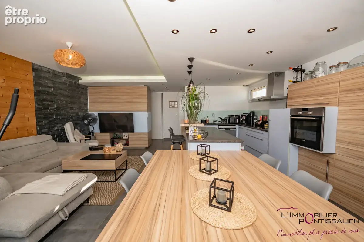 Pontarlier : appartement de type 3 - terasse, cave et garage - photo 12