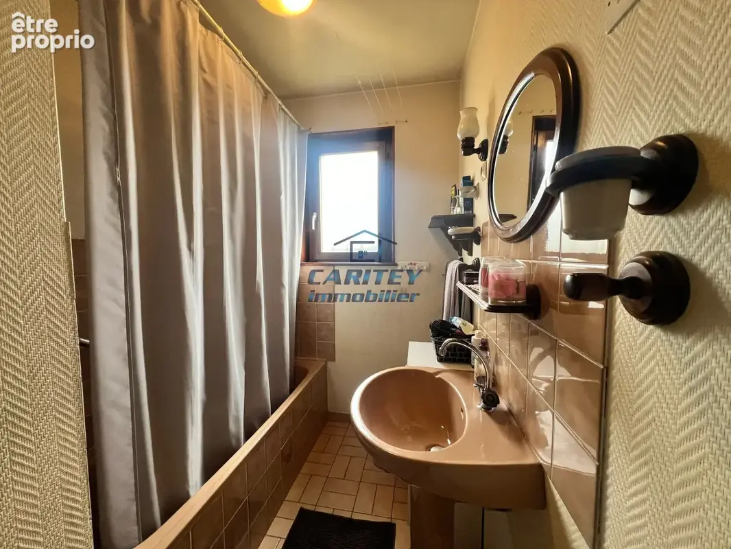 Maison 3 chambres - centre ville de LURE (70200) - photo 8