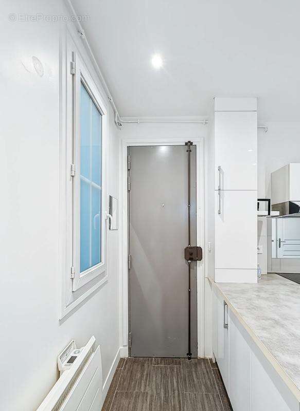 Appartement à CHARENTON-LE-PONT
