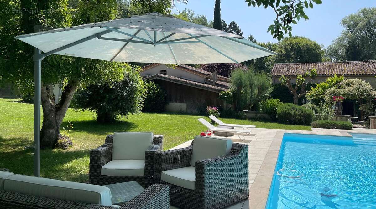 Maison à MONFLANQUIN