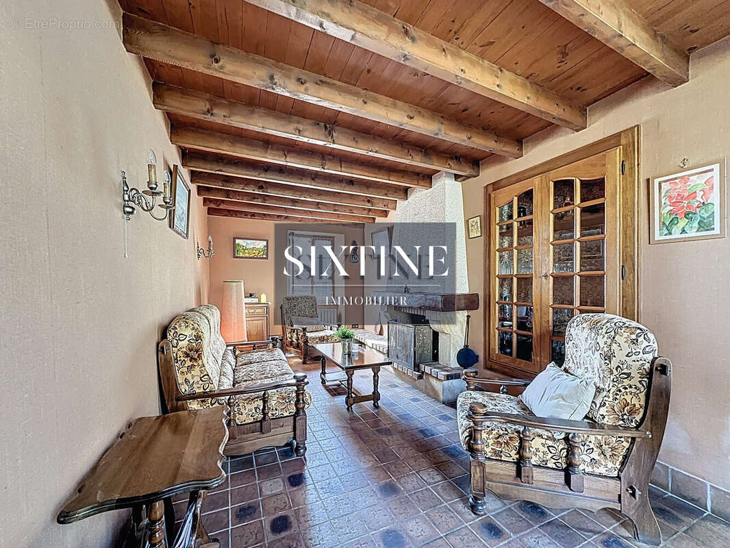 Maison à LA TOUR-DU-PIN